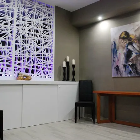 Rhomenjoy Suite Vatican-2